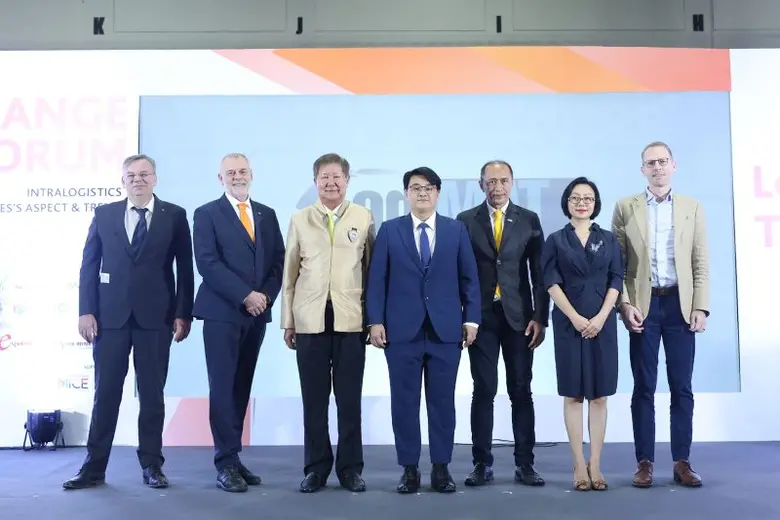 นายดนัยณัฏฐ์ โชคอำนวย ที่ปรึกษารัฐมนตรีว่...