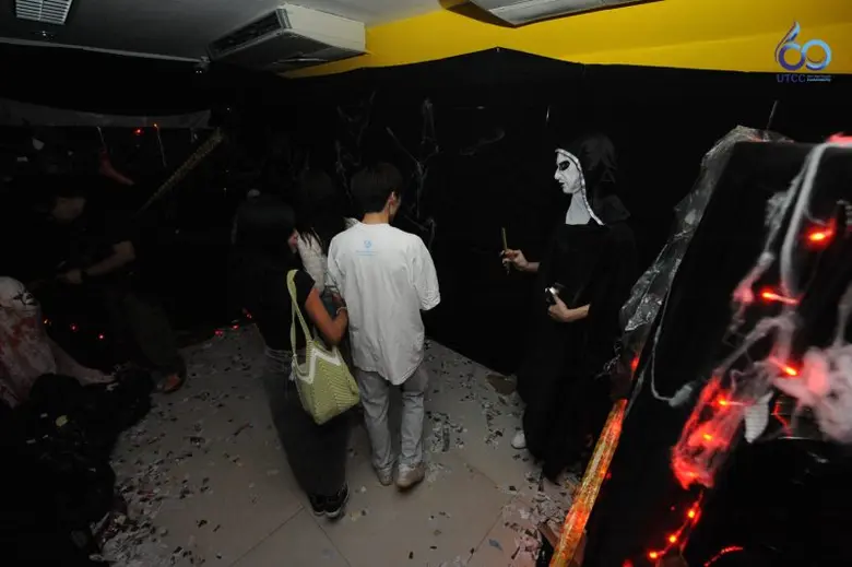 มหาวิทยาลัยหอการค้าไทยจัดงาน UTCC Happy Halloween