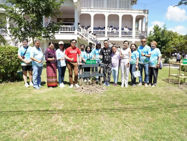 บริษัท สแตนดาร์ด แมนูแฟคเจอริ่ง จำกัด มอบผลิตภัณฑ์ทำความสะอาด สิ่งของอุปโภค-บริโภคให้กับโรงเรียนราชประชานุเคราะห์ 47 จังหวัดเพชรบุรี