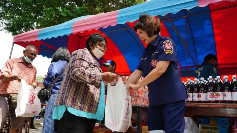 มูลนิธิป่อเต็กตึ๊ง ห่วงใยประชาชนในส่วนภูมิภาค นำทีมหน่วยแพทย์สงเคราะห์ชุมชนให้บริการประชาชนในพื้นที่อำเภออินทร์บุรี จังหวัดสิงห์บุรี