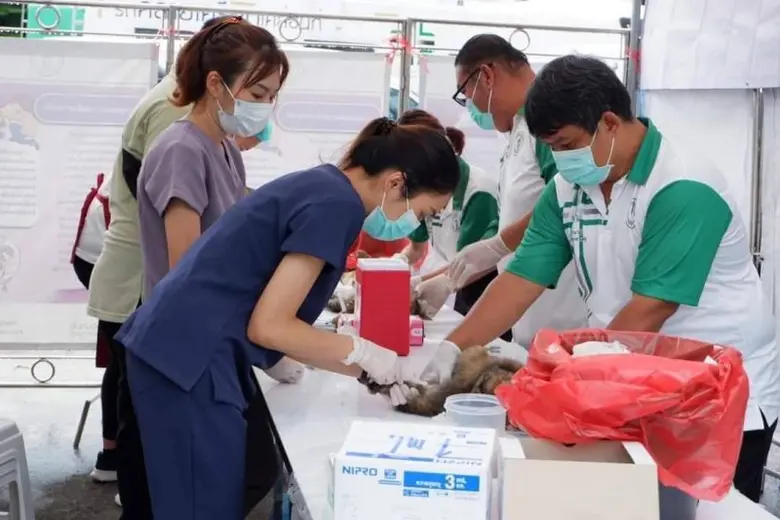 นายสุนทร สุนทรชาติ ผู้อำนวยการสำนักอนามัย...