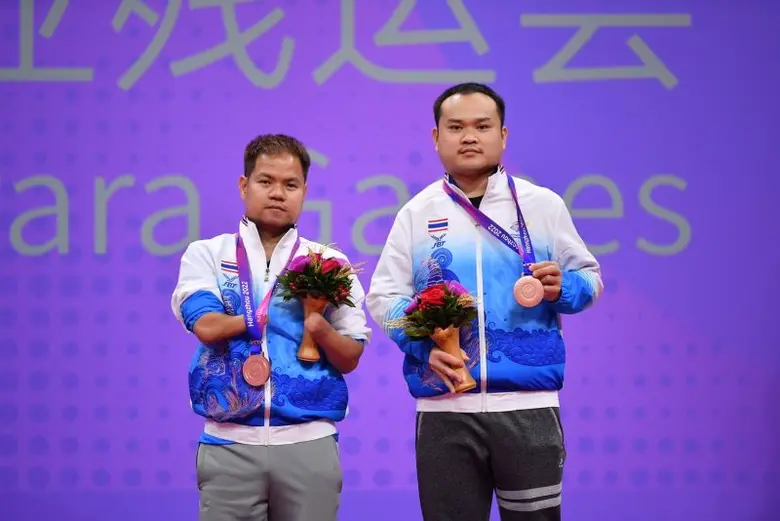 ตลาดหลักทรัพย์แห่งประเทศไทย ขอแสดงความยิน...