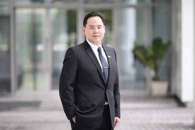 นายธนวัฒน์ ตรีวิศวเวทย์ กรรมการผู้จัดการ ...