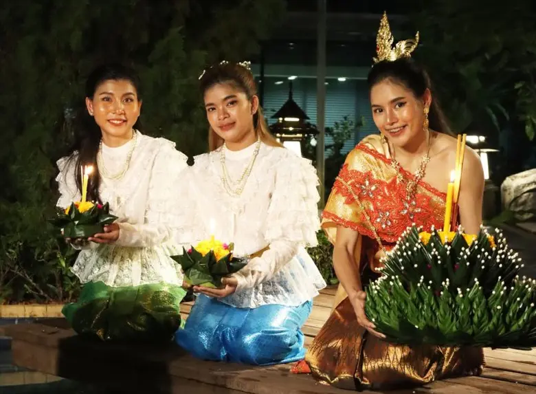 ฉลองเทศกาลลอยกระทง ดื่มด่ำบรรยากาศคืนวันเ...