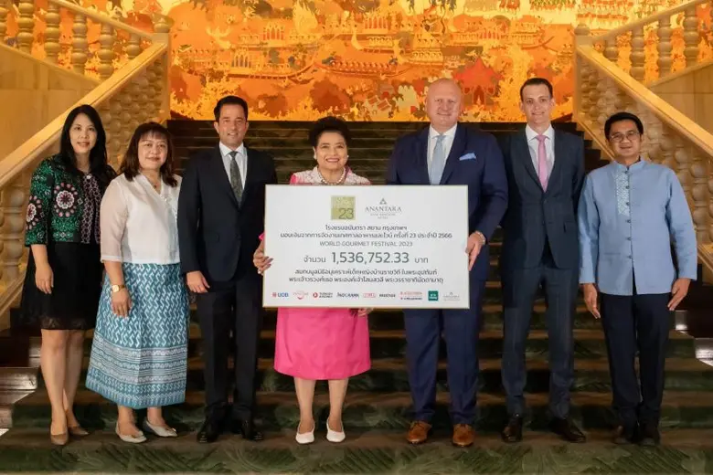 มร.มาร์ติน ซาริบนิคกี้ ผู้จัดการทั่วไป พร...