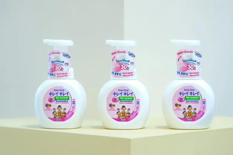 แล้วการล้างมือจะไม่ใช่เรื่องที่น่าเบื่ออีกต่อไป ไลอ้อน ชวนสัมผัสกับผลิตภัณฑ์ใหม่โฟมล้างมือเปลี่ยนสีได้ใน 30 วินาที "คิเรอิคิเรอิ คัลเลอร์ เชนจ์เอเบิ้ล"