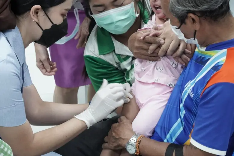 กทม. บริการฉีดวัคซีนป้องกันการติดเชื้อนิวโมคอคคัส (วัคซีน PCV) ในเด็กอายุต่ำกว่า 2 ปี สร้างเสริมภูมิคุ้มกันโรคปอดอักเสบ โรคหูชั้นกลางอักเสบ และโรคเยื่อหุ้มสมองอักเสบ