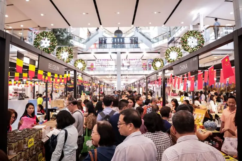 เซ็นทรัลเวิลด์ จัดเทศกาลของขวัญและสินค้านานาชาติ 68th YWCA diplOmatic Charity Bazaar at centralwOrld ระหว่างวันที่ 16 -19 พ.ย. 2566 นี้