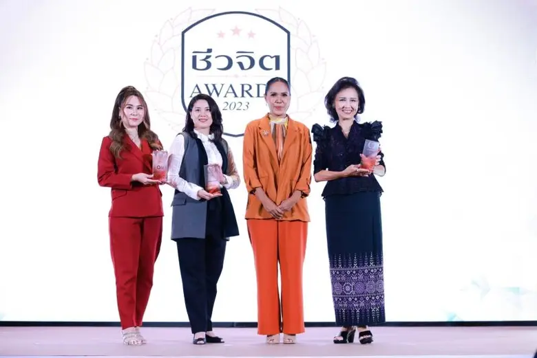 "โพชง" เครื่องดื่มน้ำสมุนไพร ได้รับรางวัล 5 ปีซ้อนจากชีวจิต Awards 2023