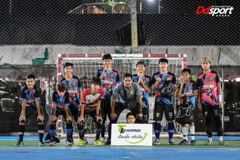 ที ลีสซิ่ง สนับสนุน ทุนแข่งขันกีฬาฟุตซอล ให้กับทีมคาริสม่า ชุมชนหัวหมากใหญ่ ( เกาะกลาง ) เขตสวนหลวง