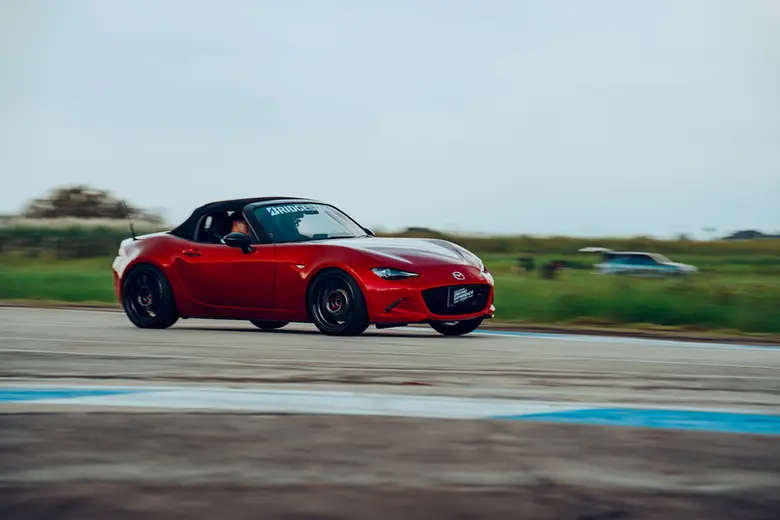 บริดจสโตนเปิดประสบการณ์ขับขี่สไตล์สปอร์ตสุดเร้าใจ ชวนลูกค้าปลดล็อกความมันส์ในสนามแข่ง กับงาน "BRIDGESTONE DRIVING EXPERIENCE: Unlock POTENZA Power"