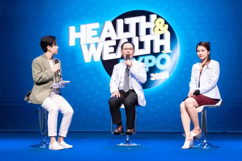 รศ.นพ.ประกาศิต จิรัปปภา แพทย์ที่ปรึกษาศูน...