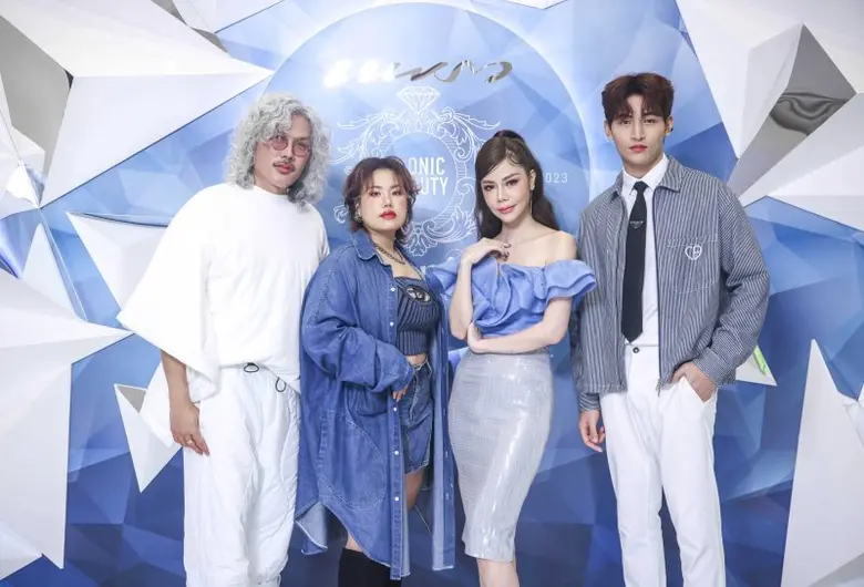 ฉลองปีที่ 9 สู่ความงามอันเป็นนิรันดร์ Praew Iconic Beauty 2023