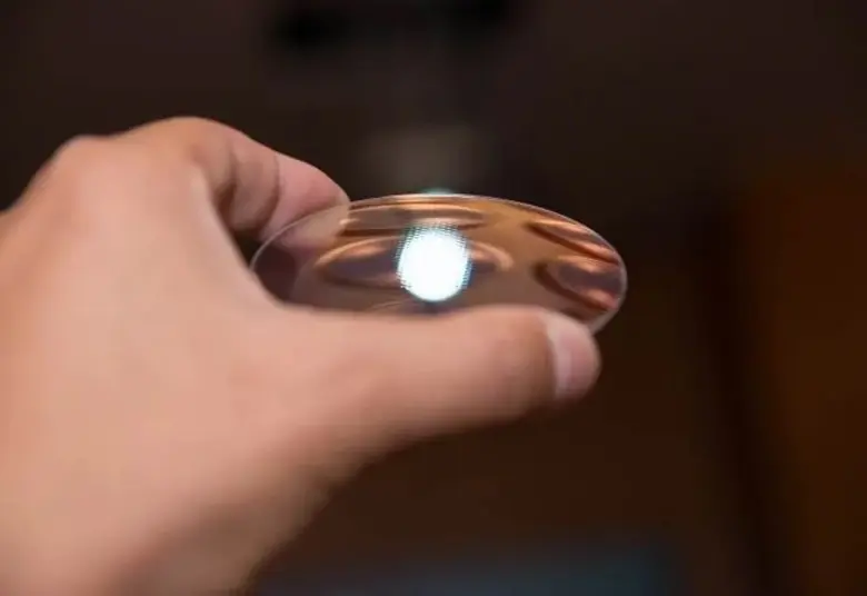 ไทยโฮยา เลนซ์ ชูเทคโนโลยี D.I.M.S. ครั้งแรกของโลกกับเลนส์ MiYOSMART ช่วยชะลอสายตาสั้นในเด็ก