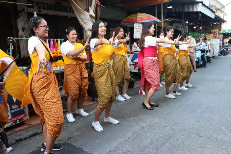 พยาบาลมหิดล จัดกิจกรรมเดินขบวนรณรงค์ "ลดเสี่ยง เลี่ยงเบาหวาน" เนื่องในวันเบาหวานโลก 2023