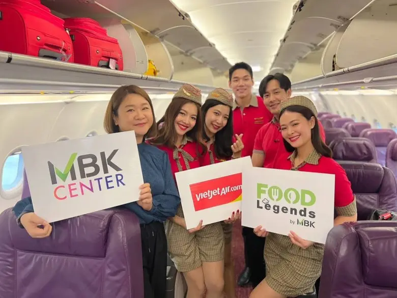 ตอกย้ำเป็นศูนย์การค้าชั้นนำของคนไทยที่ครอ...