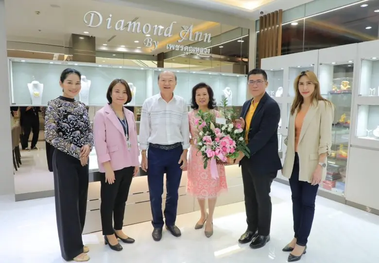 นายวิศาล สิปิยารักษ์ ประธานเจ้าหน้าที่บริ...