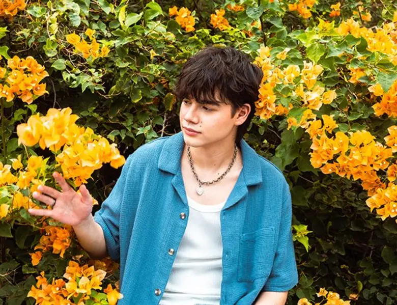 "Gabe Watkins" (เกบ วัทคิ่นส์) ศิลปินอินด...