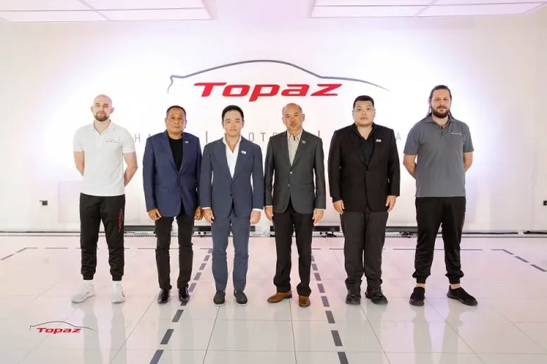 นายอัครินทร์ ตั้งทวีสิทธิ์ ประธานเจ้าหน้า...