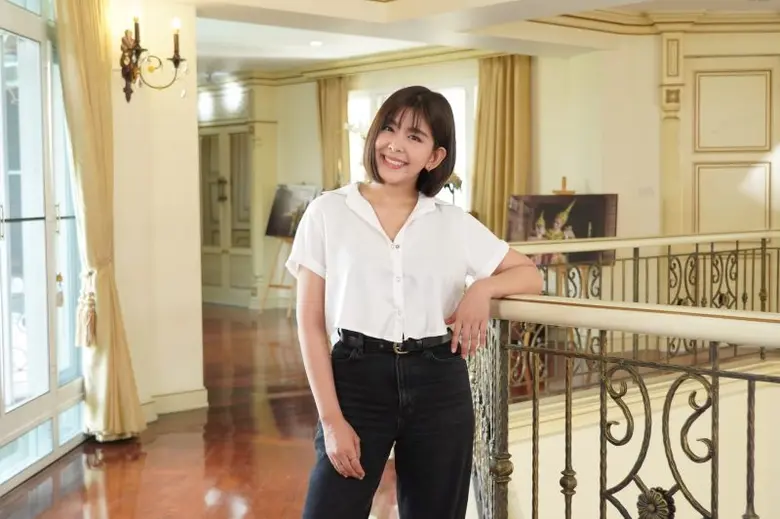 เป็นนักแสดงมากความสามารถที่ห่างหายจากหน้า...