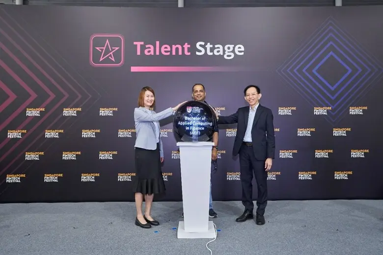 มหาวิทยาลัยเทคโนโลยีนันยาง สิงคโปร์ ( Nan...