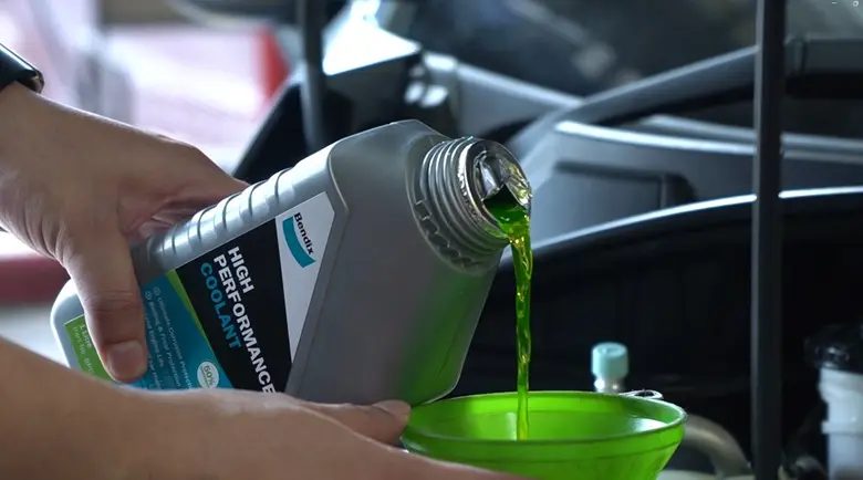 เบ็นดิกซ์ เปิดตัวผลิตภัณฑ์น้ำยาหล่อเย็นคุณภาพสูง ขนาดใหม่ 4 ลิตร ตอบโจทย์คนรักรถ พร้อมคุณสมบัติปกป้องเครื่องยนต์ ลดความร้อน และป้องกันสนิม