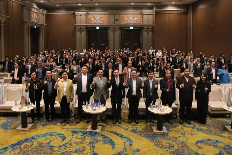 ศ.ดร.ศุภชัย ปทุมนากุล รองปลัดกระทรวงการอุ...