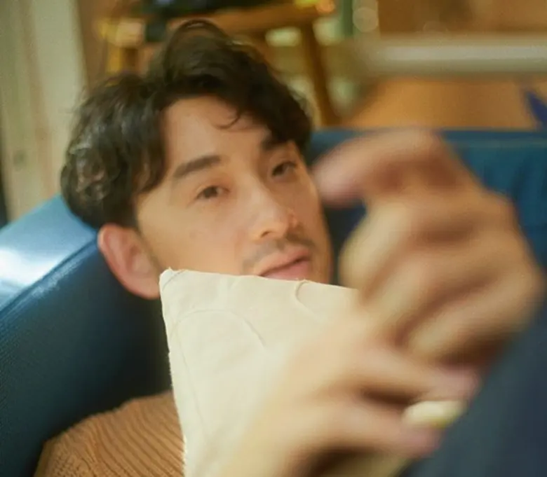 "Morvasu" หรือ "มอร์-วสุพล เกรียงประภากิจ" ศิลปินแล...