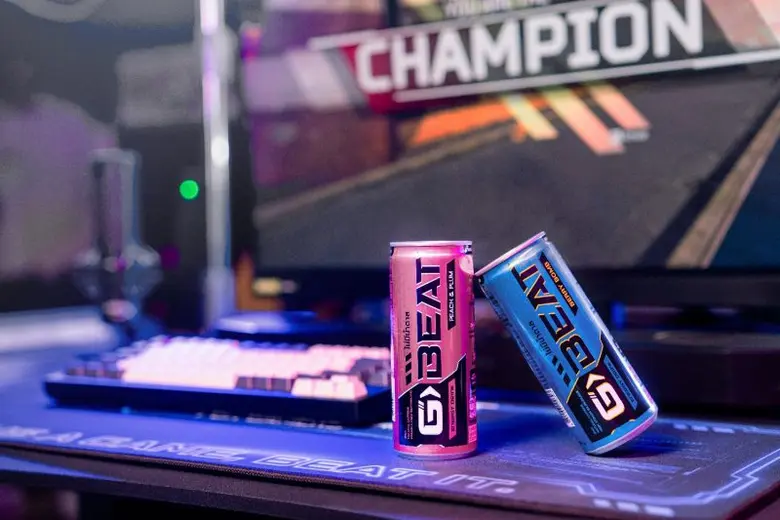 G-BEAT (จีบีท) "เปลี่ยนเกม" ผลักดันตลาดเอนเนอร์จีดริ๊งก์พรีเมี่ยมโตกว่าเท่าตัวในหนึ่งปี เดินหน้าสร้าง Gaming Culture เปิดตัว 2 รสชาติใหม่ ตอกย้ำกระแสความแรงเทรนด์ E-Sports ตั้งเป้าปี 2567 ลุยส่งออก ขยายฐานสู่ลูกค้ากลุ่มใหม่