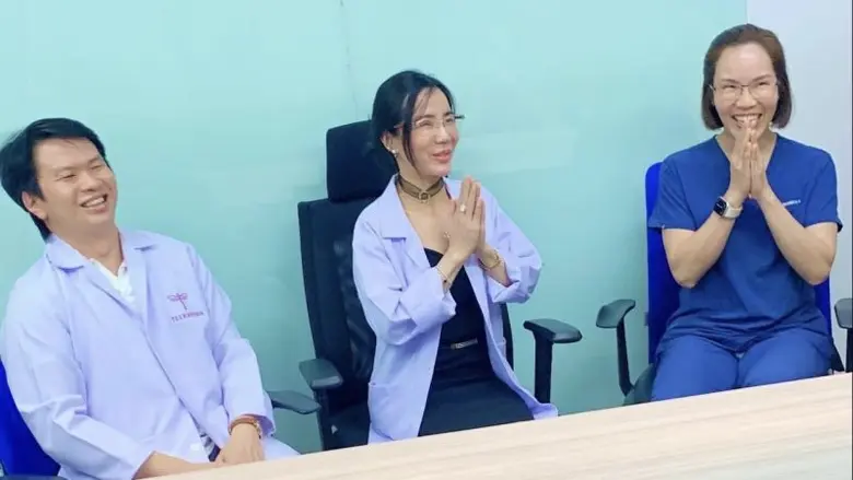 ผศ.พญ. ศริญญา อุราธรรมกุล ศัลยแพทย์ผู้เชี...