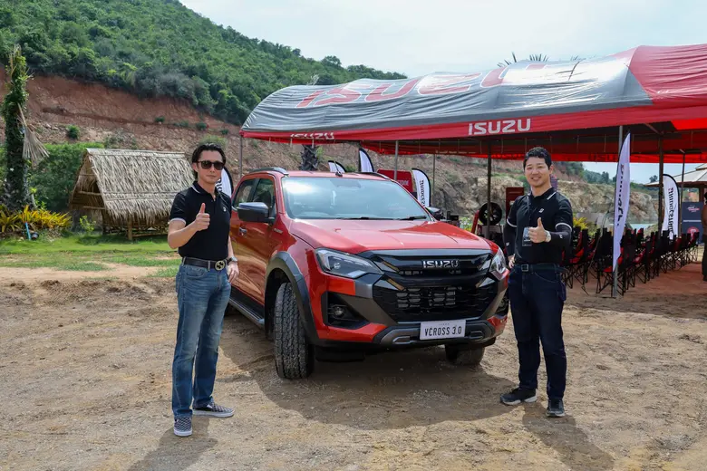 บริดจสโตนร่วมงาน "ISUZU V-CROSS 4x4…UNLOCK THE MASTER SPIRIT" พร้อมสนับสนุนผลิตภัณฑ์ "BRIDGESTONE DUELER ALL-TERRAIN A/T002"