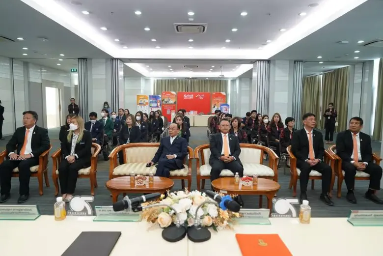 ธอส. ส่งมอบ MOU พร้อมแพ็กเกจสินเชื่อบ้าน - เงินฝากอัตราดอกเบี้ยพิเศษ ให้แก่พนักงานบริษัท บางกอก เชน ฮอสปิทอล จำกัด (มหาชน) และบริษัทในเครือ