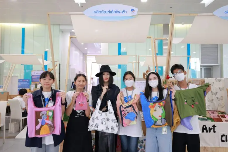 ไฟ-ฟ้า โดย ทีทีบี จุดประกายเยาวชนส่งต่อพล...