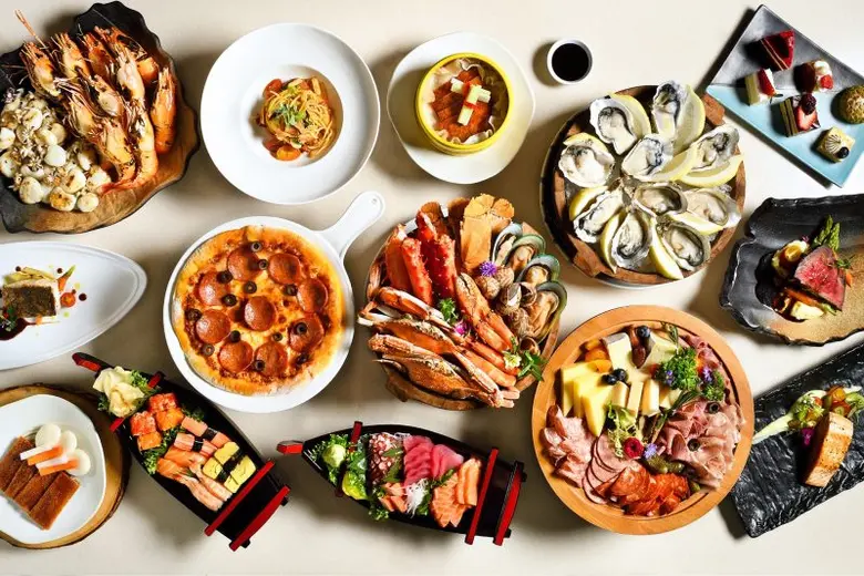 ฉลองวันพ่อแห่งชาติกับบรันช์มื้อพิเศษที่โรงแรมพูลแมน คิง เพาเวอร์ กรุงเทพฯ พร้อมความรื่นรมย์ตลอดมื้อจากดนตรีบรรเลงสดโดยวงสุนทราภรณ์