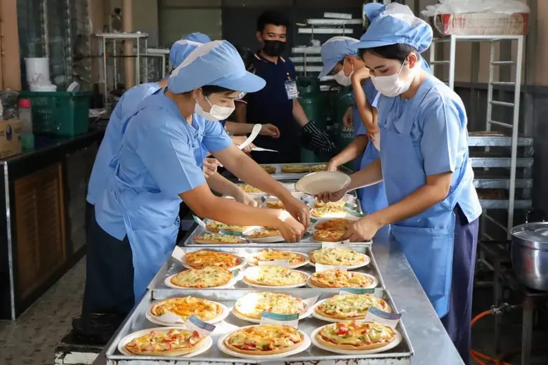 เอส แอนด์ พี ครบรอบ 50 ปี อย่างมั่นคง มุ่งมั่นดำเนินธุรกิจเพื่อตอบแทนสังคม ภายใต้โครงการ "S&P อบรมวิชาชีพ สร้างโอกาสคืนสู่สังคม"