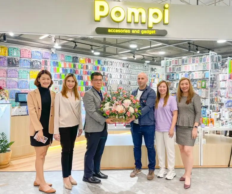 นายวิศาล สิปิยารักษ์ (ที่ 3 จากซ้าย) กรรม...