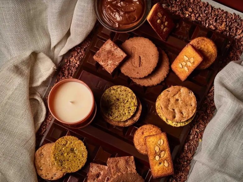 เฉลิมฉลองเทศกาลแห่งความสุขด้วยกระเช้าของขวัญสุดพิเศษ จาก Blue by Alain Ducasse