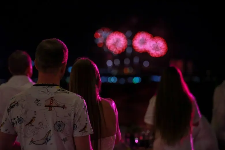 เตรียมอิ่มอร่อยกับอาหารท้องถิ่นและนานาชาต...