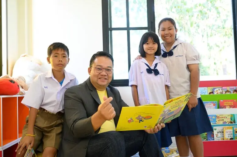 'อ่านไม่ออก เขียนไม่ได้ ต้องไม่มีที่ห้วยป...