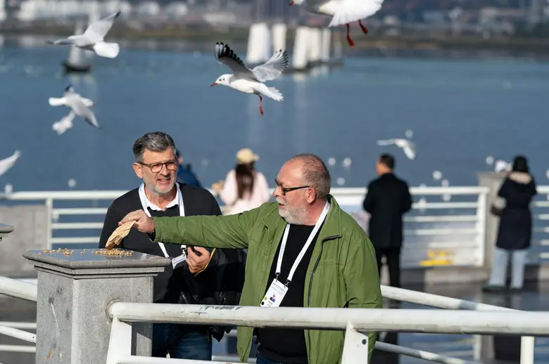 รายงานข่าวโดย Yunnan XHN การประชุมสุดยอดส...