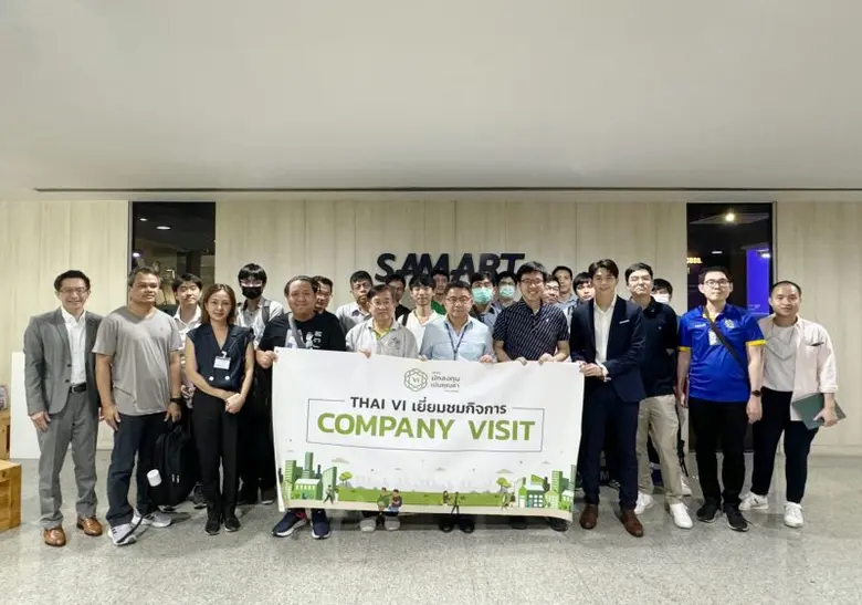 คณะผู้บริหาร "SAV" นำโดย คุณวัฒน์ชัย วิไล...