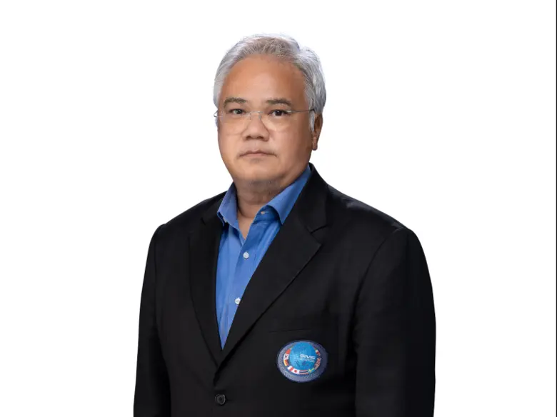 "บมจ.กรังด์ปรีซ์ อินเตอร์เนชั่นแนล" หรือ ...