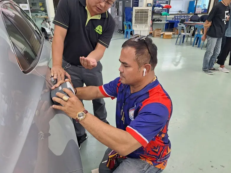 แอ็กซอลตา ยกระดับมาตรฐานงานซ่อมสี ผ่านการอบรมพัฒนาทักษะใช้นวัตกรรมเครื่องวัดค่าสีสเปกโตรโฟโตมิเตอร์