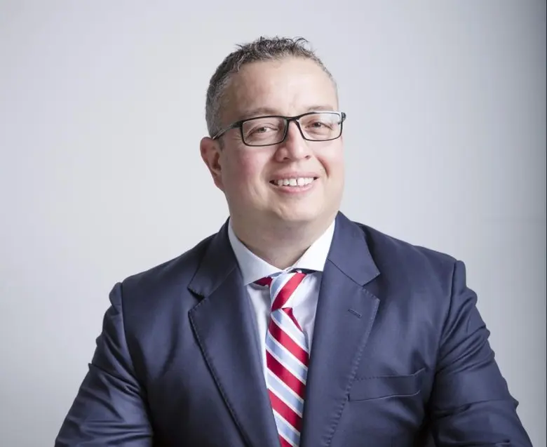 บทความโดย นายแอรอน ไวท์ รองประธานและผู้จั...