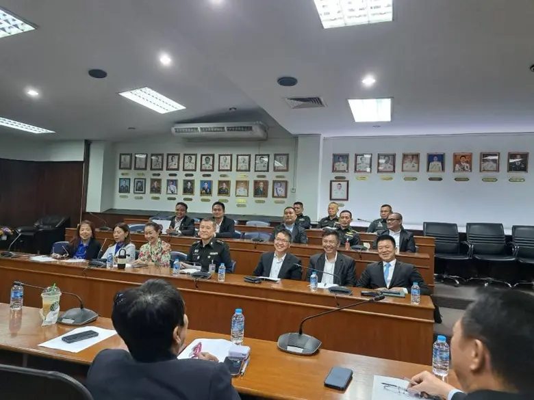 พ.อ ไพฑูรย์ บูรณศักดิ์ รองผู้บัญชาการโรงเรียนข่าวทห...