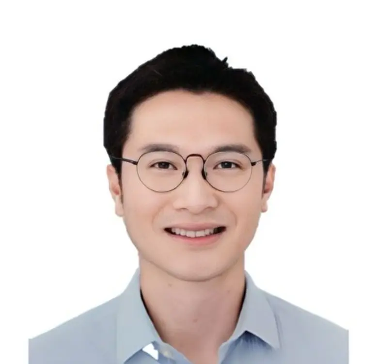 นายพน สุเชาว์วณิชย์ ผู้บริหาร บริษัท บางก...