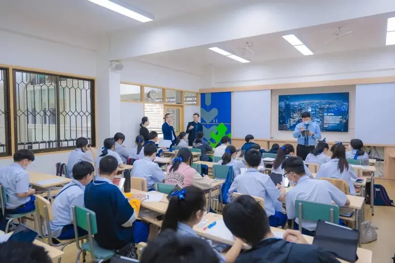 วิทยาลัยดุสิตธานี เซ็น MoU กับโรงเรียนมงฟอร์ตวิทยาลัย เชียงใหม่