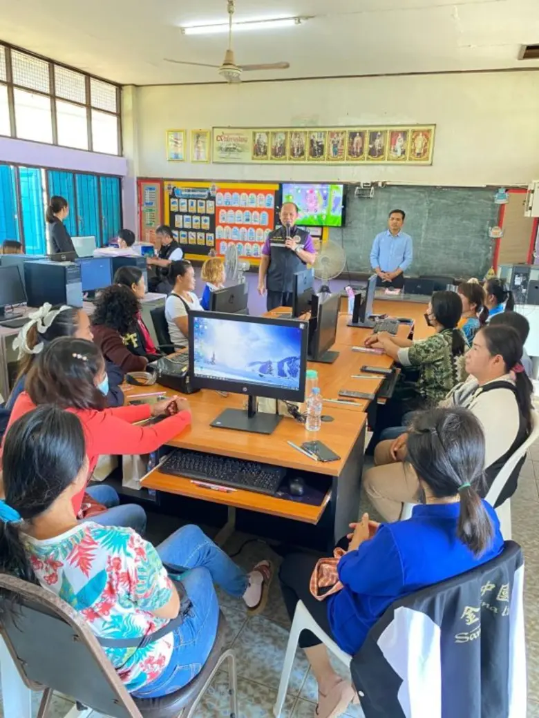 สถาบันพัฒนาฝีมือแรงงาน 41 นครพนม เปิดฝึกอบรมโครงการความร่วมมือการพัฒนาทักษะสร้างความรู้ด้านเทคโนโลยีสารสนเทศกับการพัฒนาอาชีพสู่สังคมดิจิทัล ฯ หลักสูตร การสร้างโอกาสสร้างรายได้ผ่านเทคโนโลยี ระหว่างวันที่ 13 - 15 ธันวาคม 2566