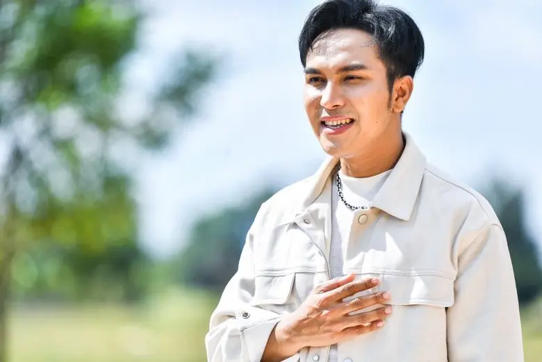 ต้องยอมรับว่ากระแสเพลงหมอลำคนรุ่นใหม่กำลั...