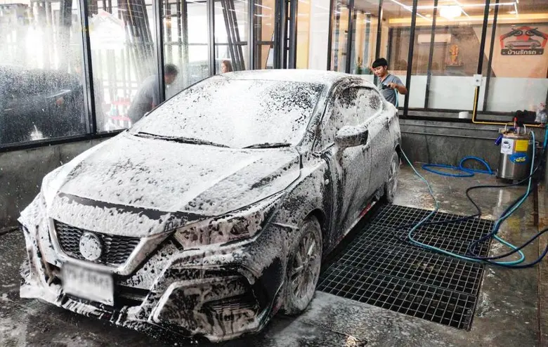 เอาใจคนรักรถ! เดอะไนน์ เซ็นเตอร์ ติวานนท์ เปิดคาร์แคร์ครบวงจร บ้านรักรถ Cardetailing พร้อมโปรพิเศษเปิดร้านใหม่ ล้างรถ ราคาเริ่มต้น 150 บาท!